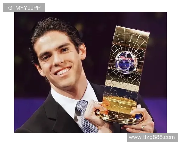 褐色球衣的足球球星是谁?探寻他背后的传奇与荣耀 褐色球衣的足球球星是谁?探寻他背后的传奇与荣耀