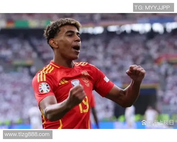 足球巨星集结,豪华阵容闪耀赛场,精彩对决引爆全球球迷热情 足球巨星集结,豪华阵容闪耀赛场,精彩对决引爆全球球迷热情